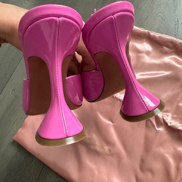 Amina Muaddi - Picture 5 of 6